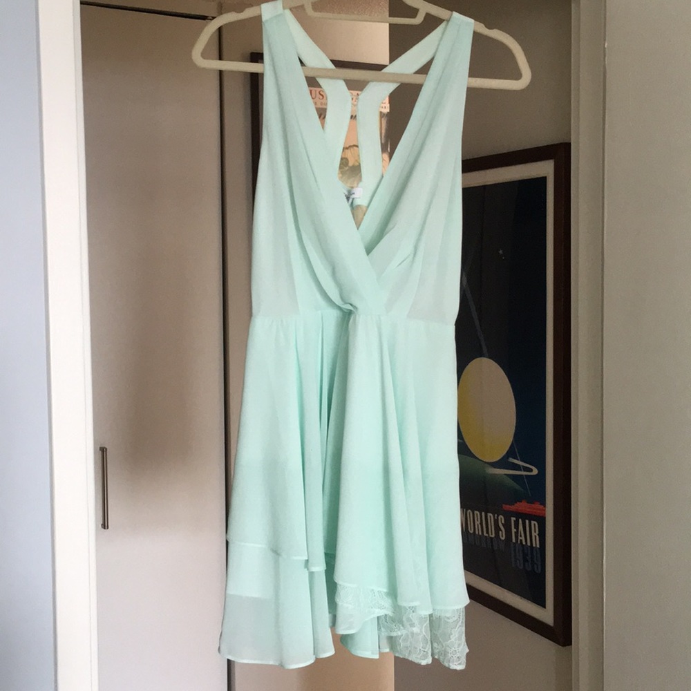 BCBG mint flowy dress - Picture 3 of 8